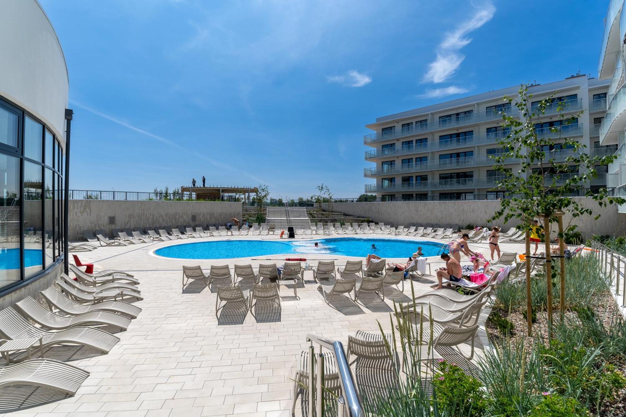 Polanki Aqua Apartamenty Premium - W Cenie Nielimitowany Dostep Do Strefy Aqua Kolobrzeg Bagian luar foto