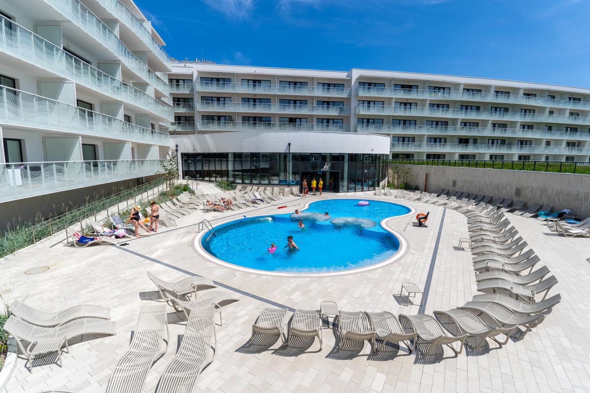 Polanki Aqua Apartamenty Premium - W Cenie Nielimitowany Dostep Do Strefy Aqua Kolobrzeg Bagian luar foto
